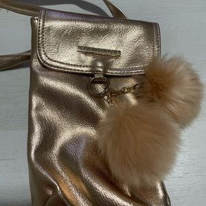 RAMPAGE- PHONE CROSSBODY BAG